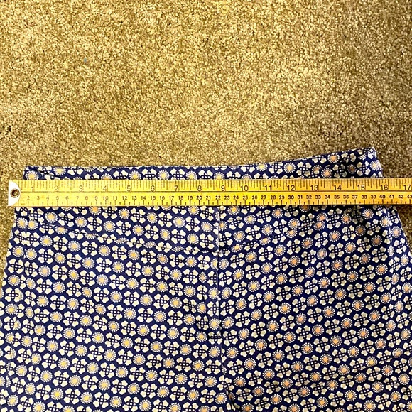 Zac&Rachel|| Navy/grey/white/nude print ankle length slacks with faux pockets - Picture 8 of 12